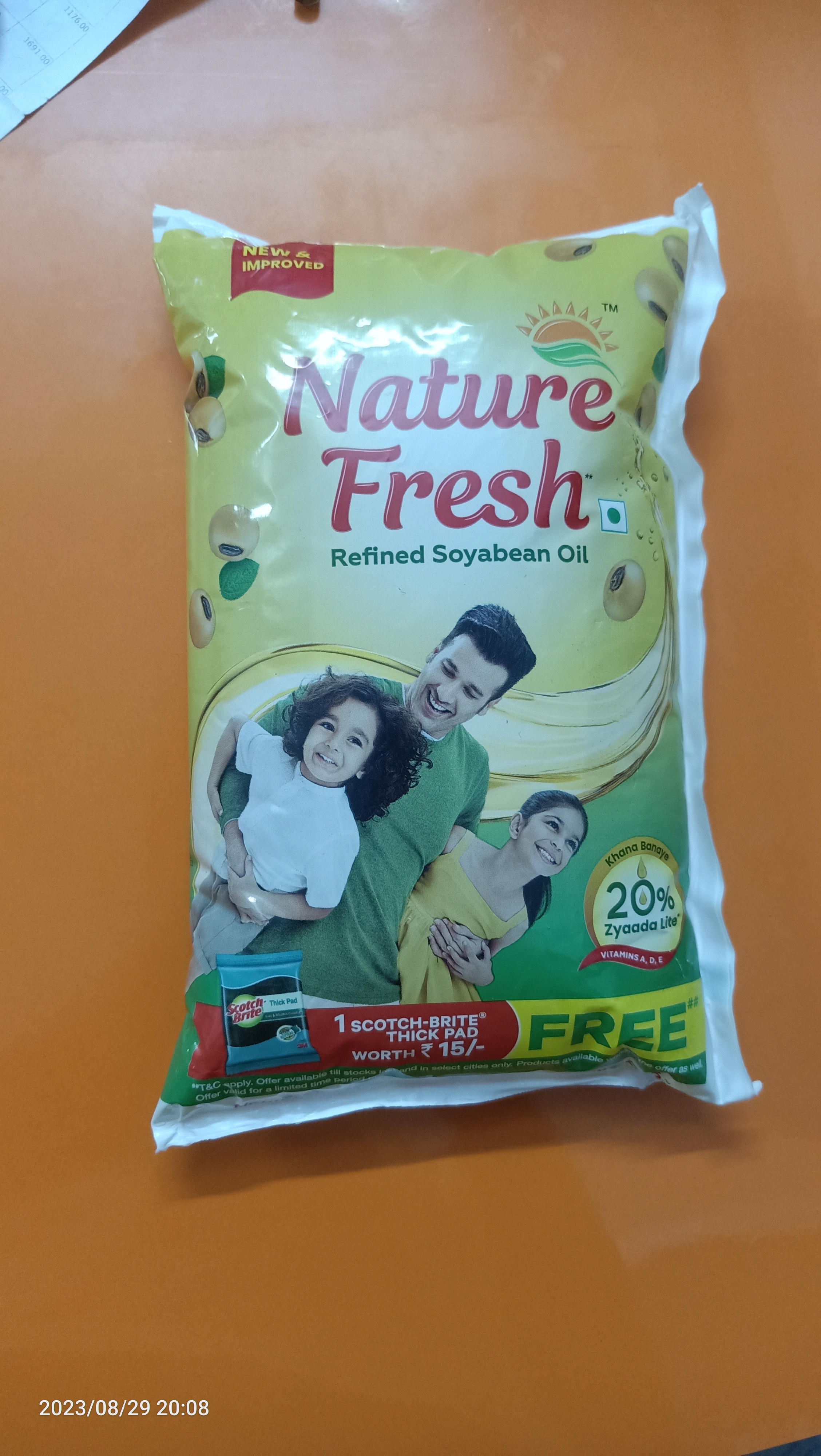 Nature fresh soya oil  pouch 1 L